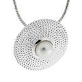 Pendant silver dots pearl 7 mm