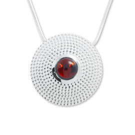 Pendant silver garnet 7 mm cab