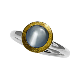 Ring silver with fine gold moonstone 8 mm round cab