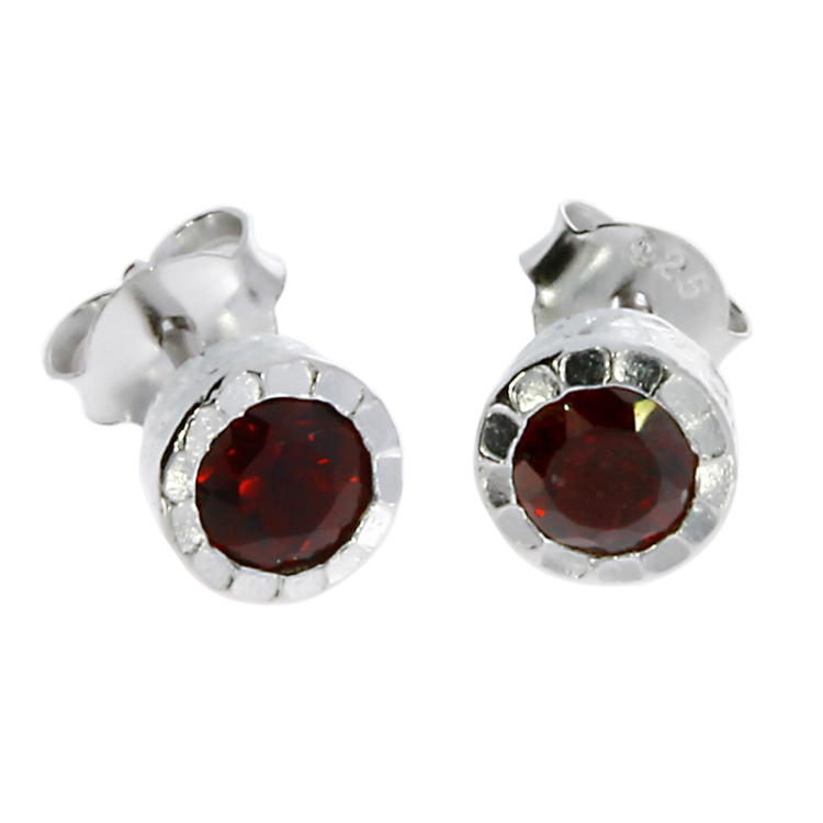 Stud earrings silver rhodium plated garnet