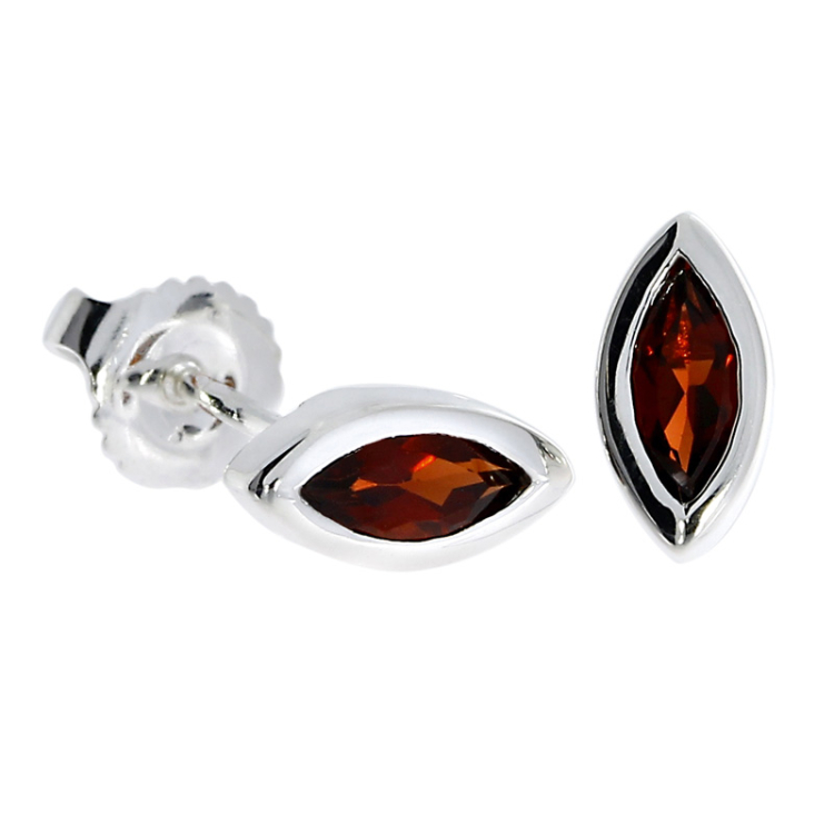 Stud earrings si Garnet fac. 6x3mm nav.