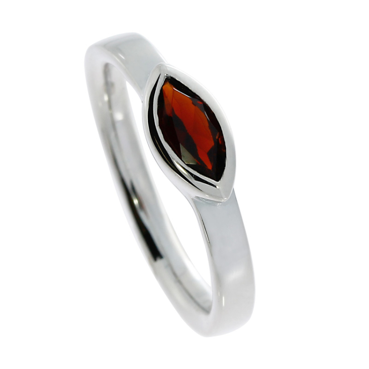 Ring si garnet 8 x 4 navette fac