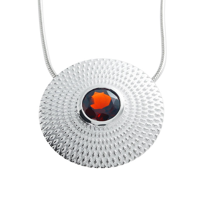 Pendant illusion silver 24 mm garnet 7 mm fac