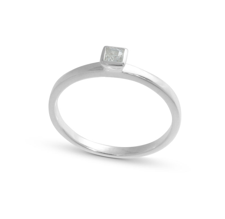 Ring silver white topaz 3,5 x 3.5 mm fac Ring size 52